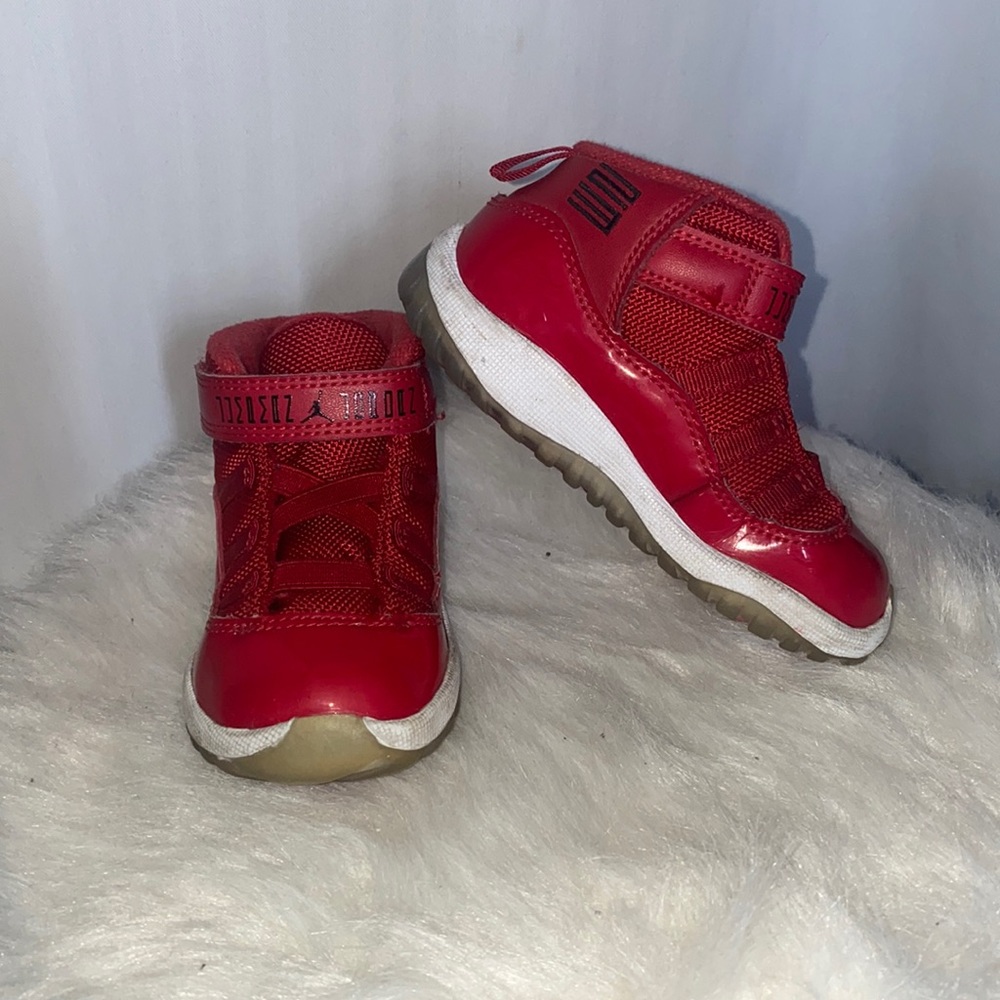 Air Jordan 11 Retro